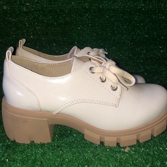 Sheln Shoes - Chunky Platform Shoes SUPER CUTE